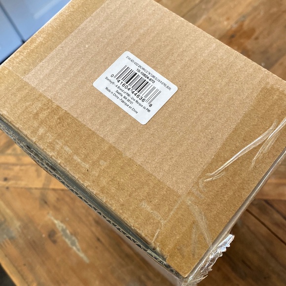 Unopened Olivia Rodrigo x Stanley - Picture 3 of 3